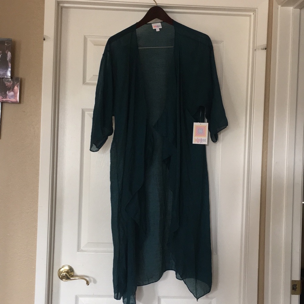 LULAROE M GREEN SHIRLEY